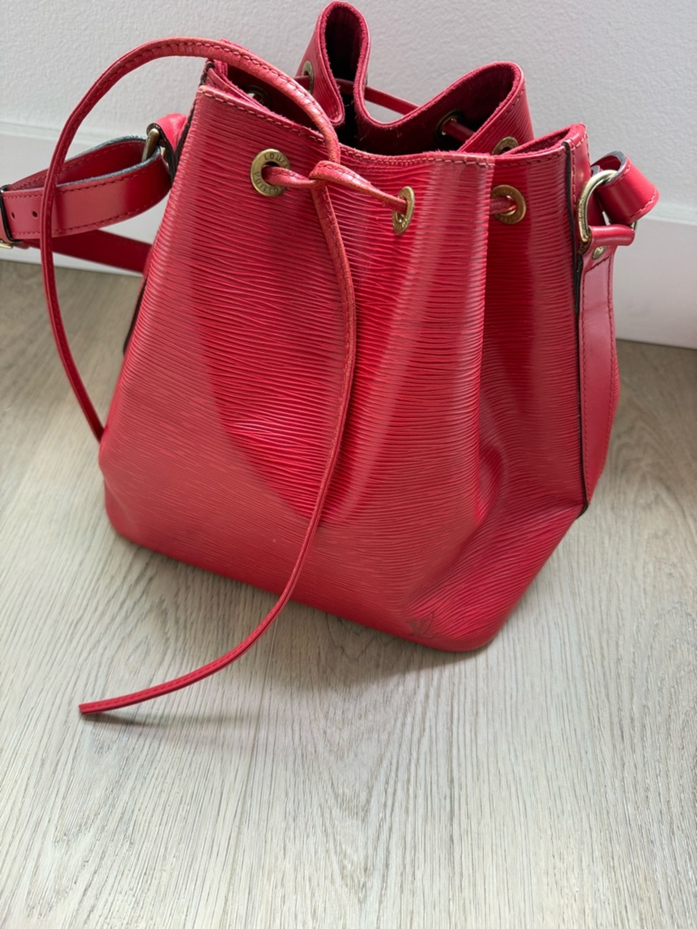 Louis Vuitton Epi Red Petite Noe